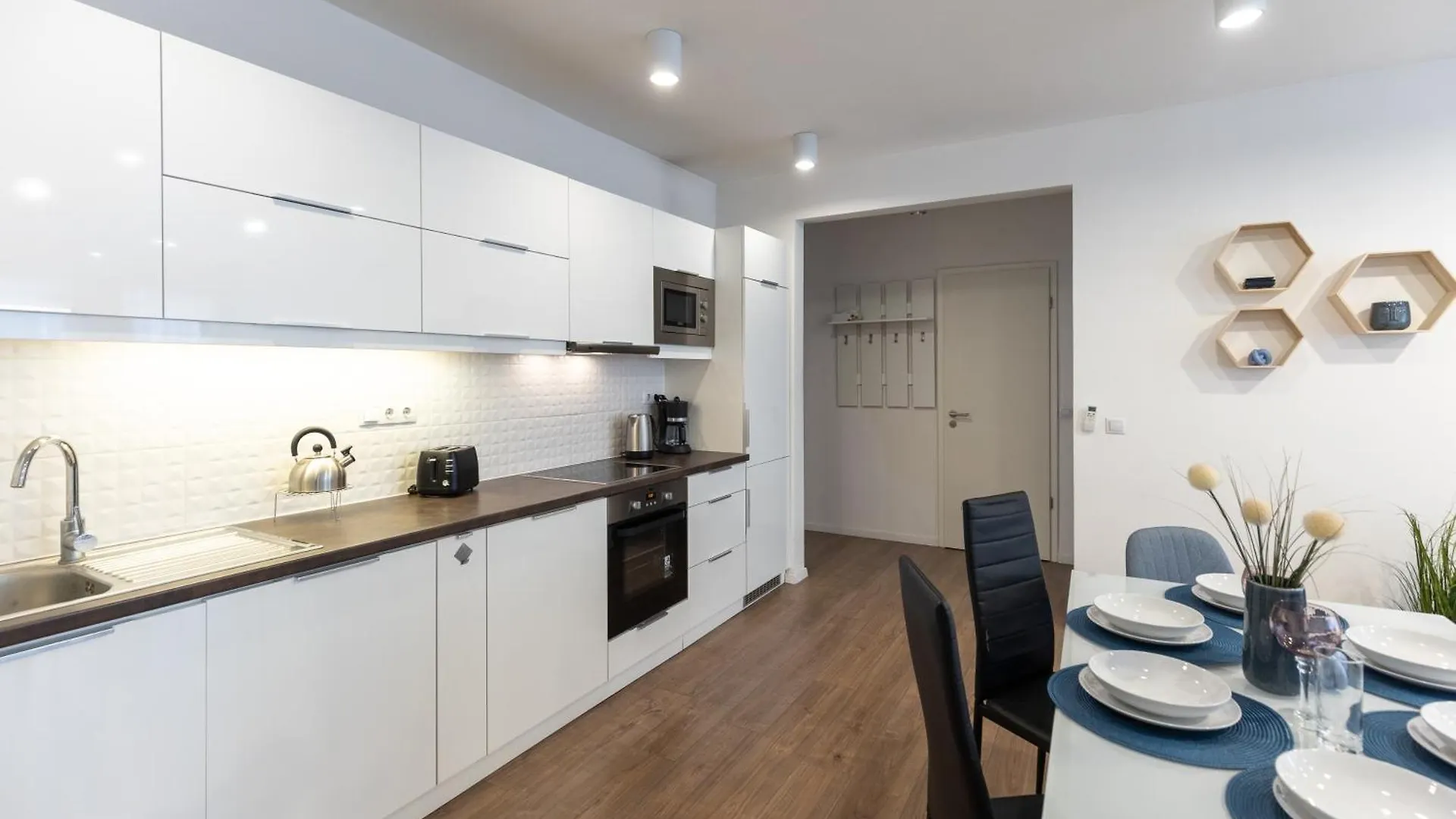 Gems Of Budapest - Sapphire Suite