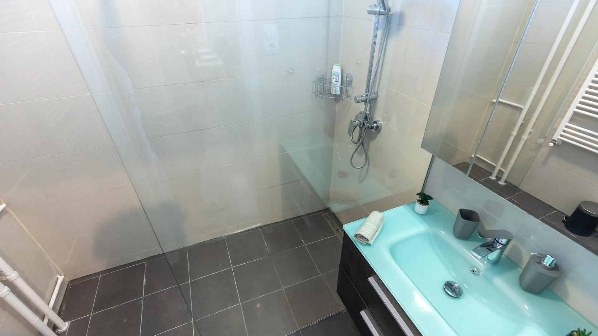 Gems Of Budapest - Sapphire Suite Апартаменты