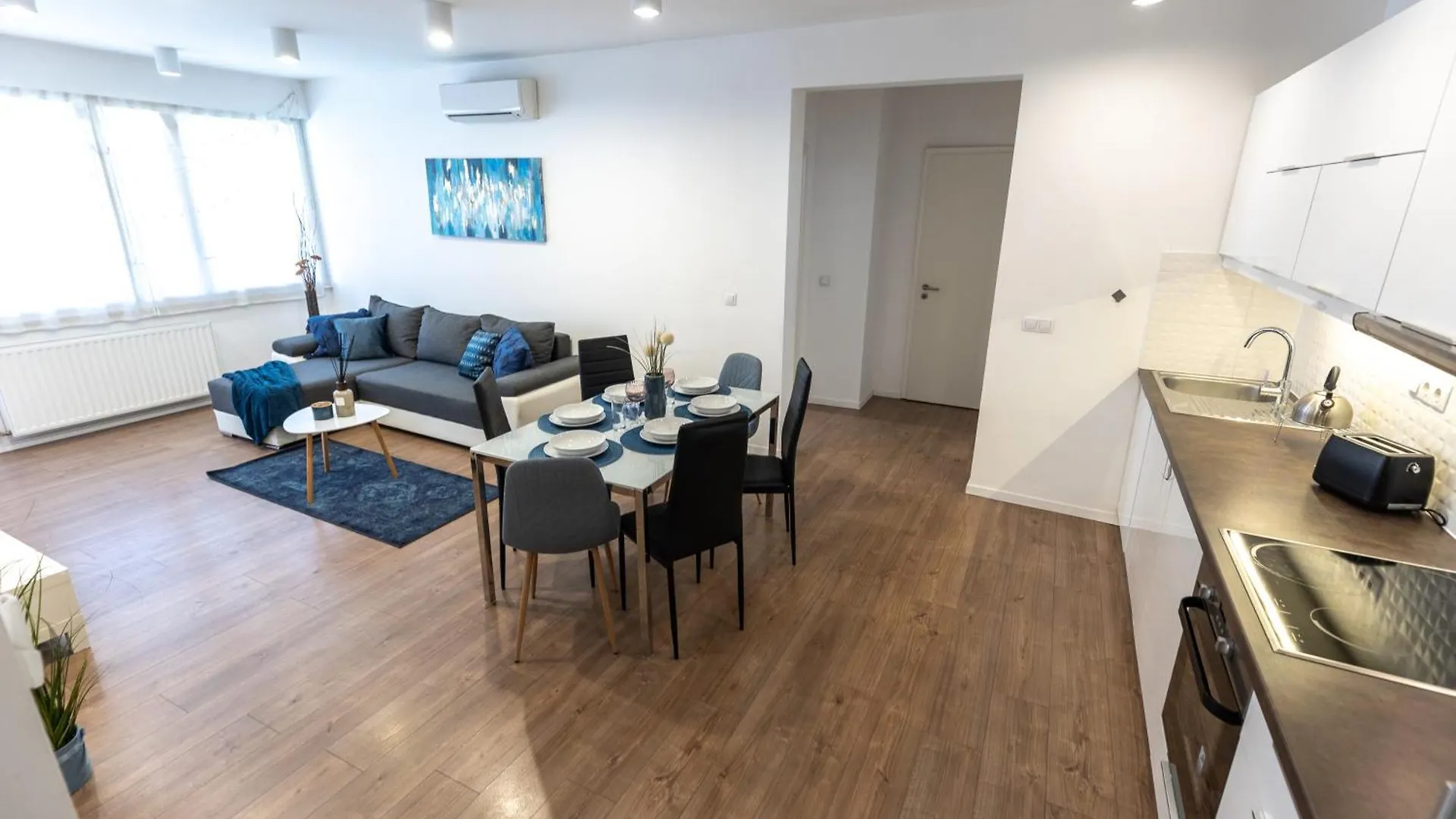 Gems Of Budapest - Sapphire Suite 0*,  Венгрия